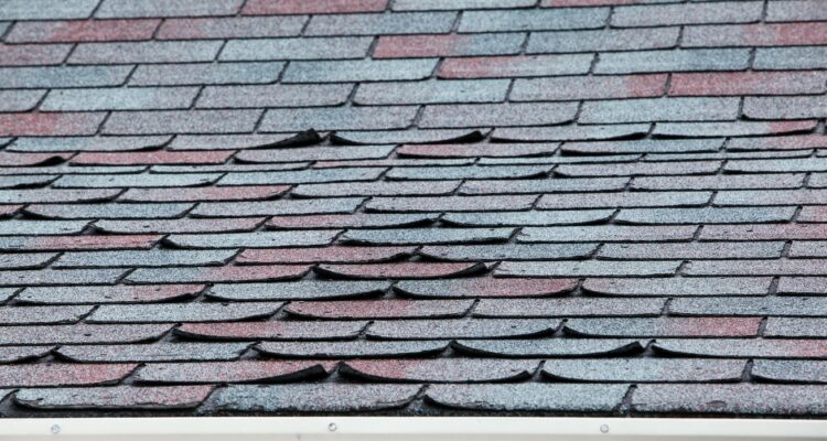 Wind-damage-on-roof